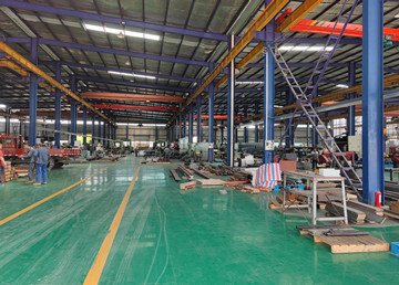 馬鞍山東科圓弧導軌廠家加工車間